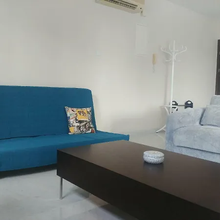 Amathusia Coastal Heights Daire *