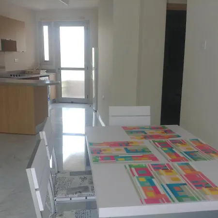 Daire Amathusia Coastal Heights Limasol