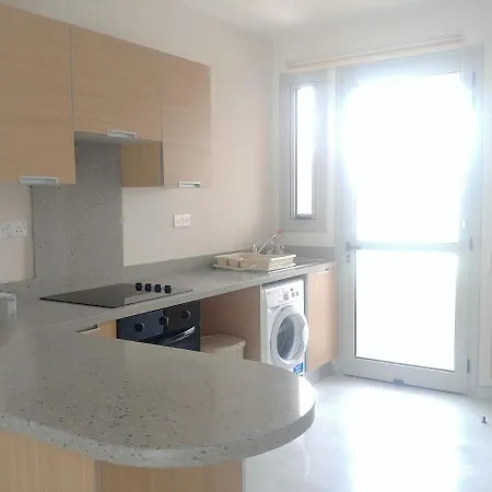 Apartment Amathusia Coastal Heights *